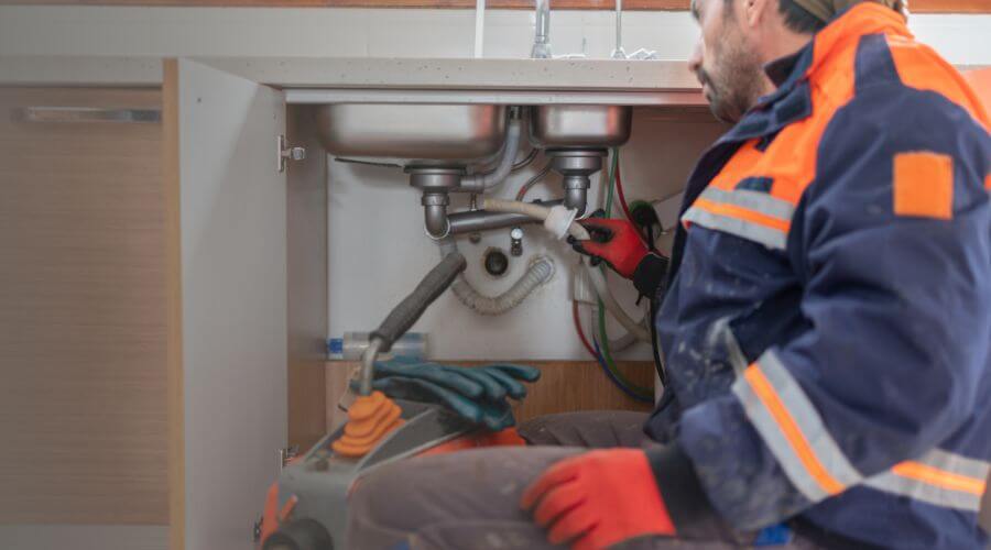 Professional slab leak plumber services in La Belle, MO